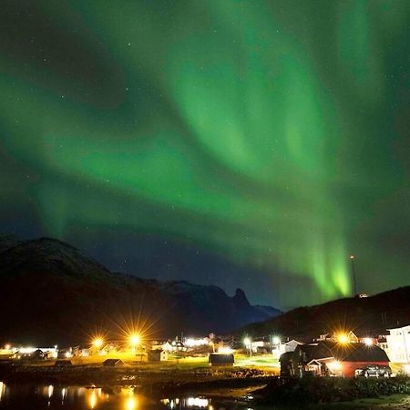 Charming House By The Sea, Lofoten! Laupstad Bagian luar foto