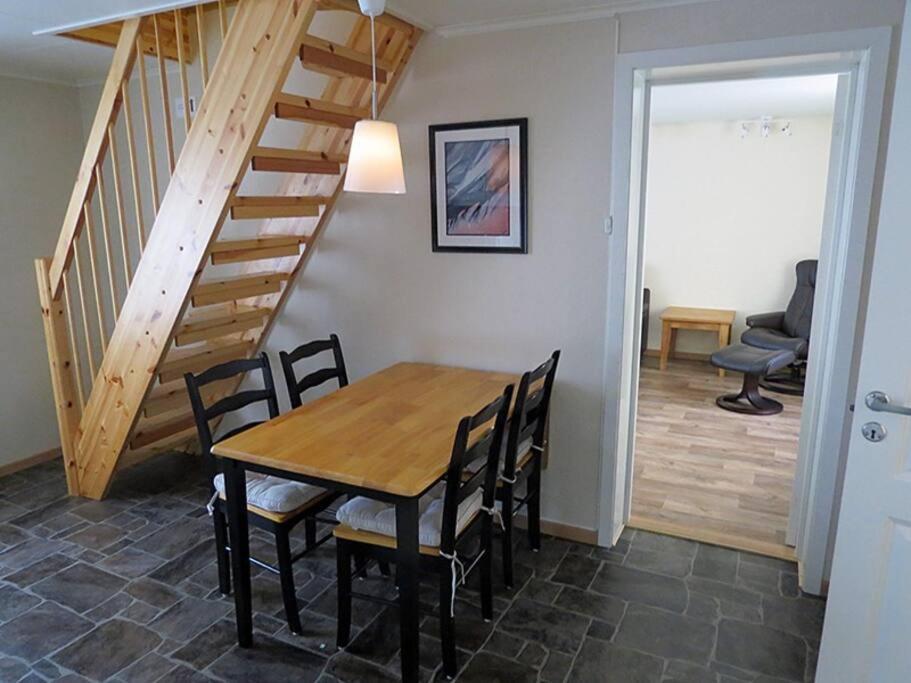 Charming House By The Sea, Lofoten! Laupstad Bagian luar foto